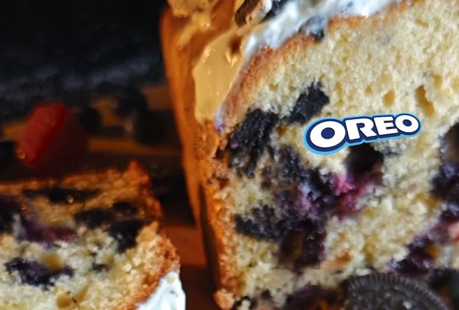 Chec cu Oreo și afine - Deliciu pufos și aromat