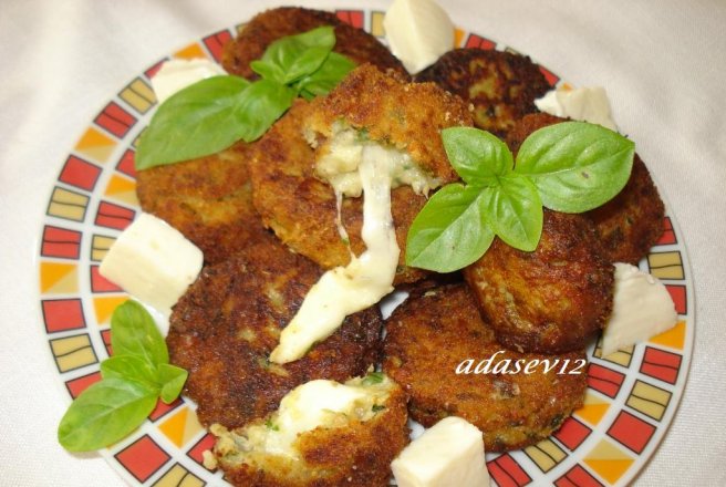 Polpetine di melanzane con cuore di mozzarella