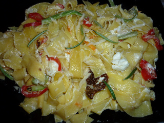 Pappardelle all uovo cu legume