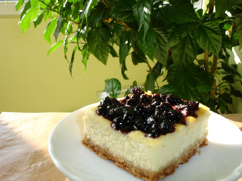 Cheesecake cu dulceata de afine