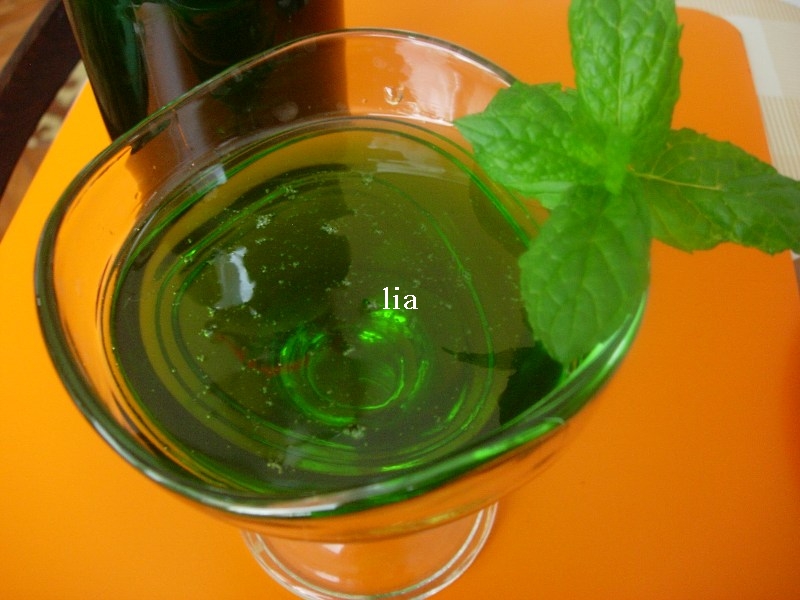 Sirop natural din menta