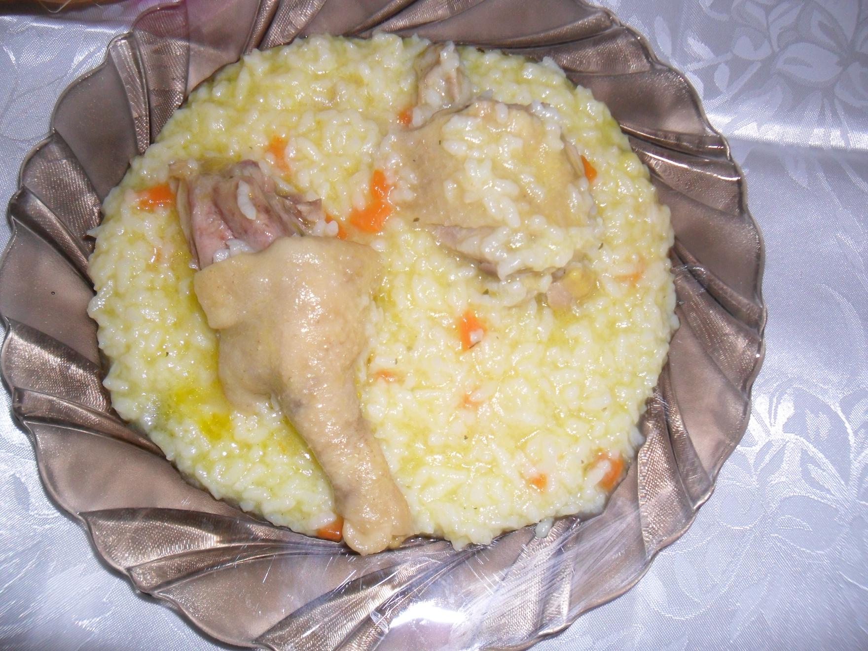 Pilaf de gaina de tara