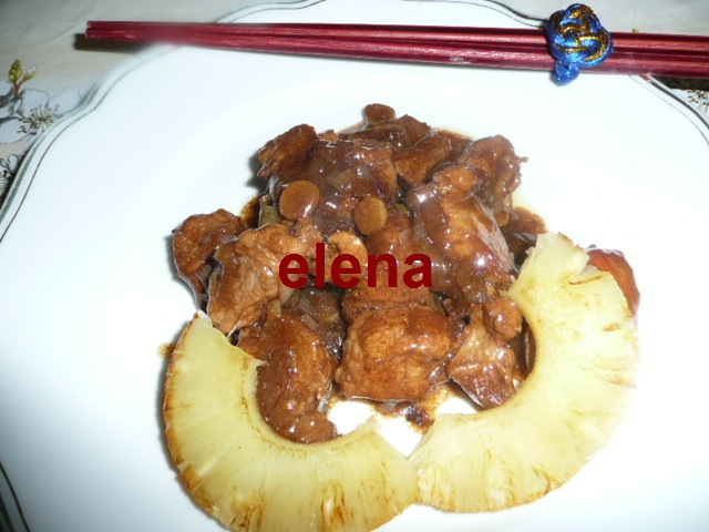 Carne de porc cu ananas