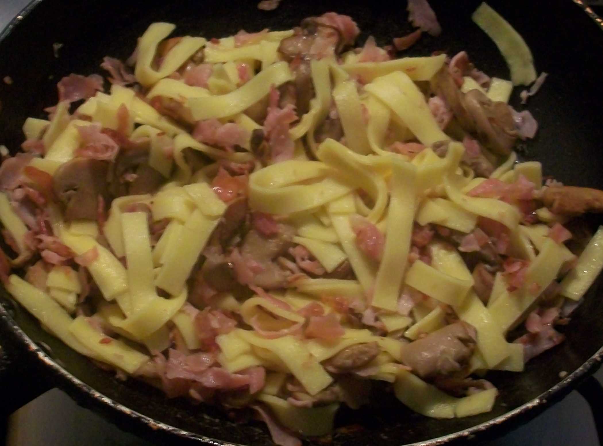 Pasta Carbonara (reteta dietetica)