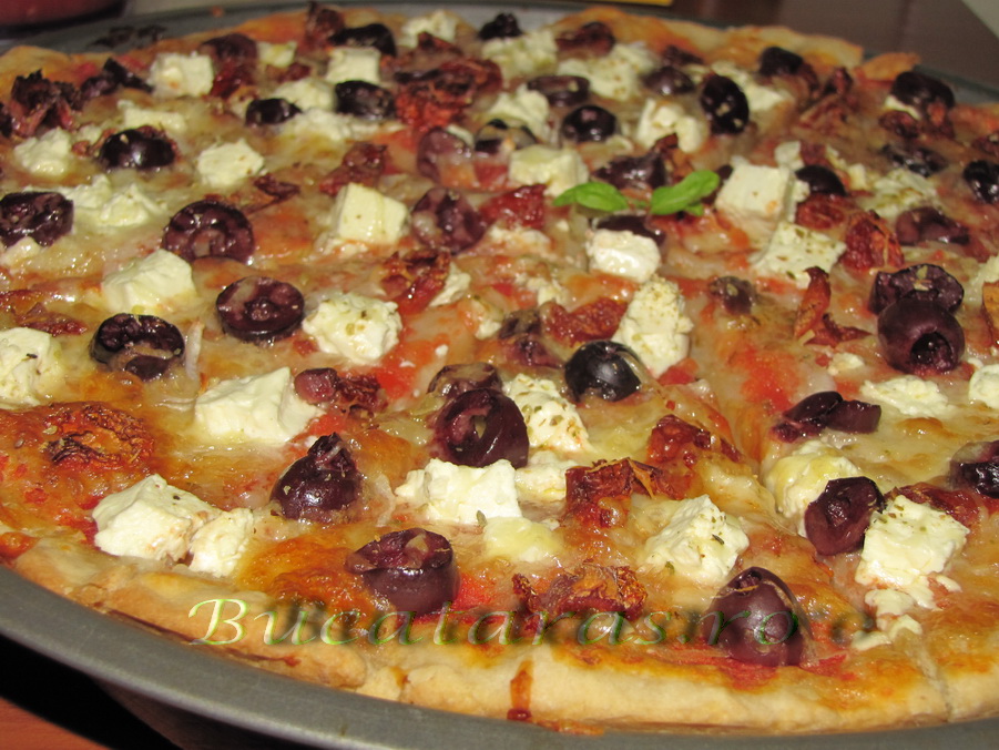 Pizza mediteraneana