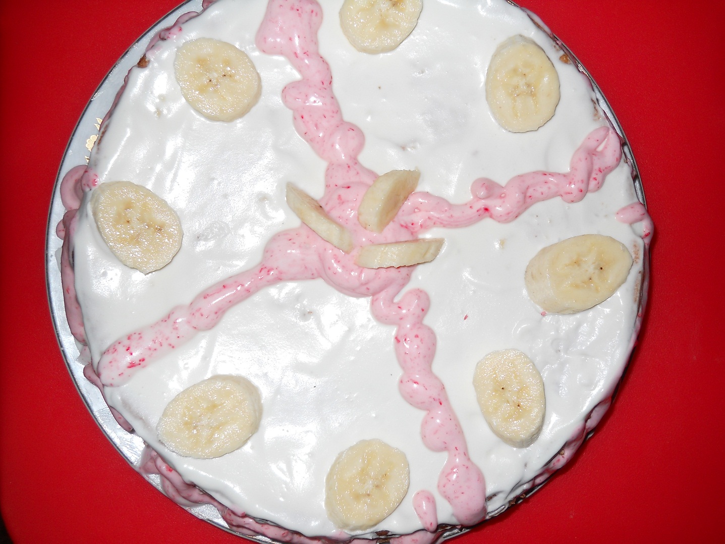 Tort cu crema de banane