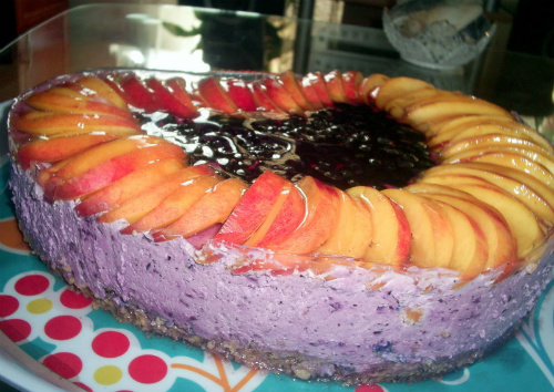 Cheesecake cu afine si nectarine