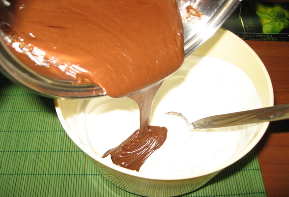 Mousse “After Eight”