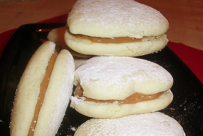 Alfajores - fursecuri argentiniene cu dulce de leche