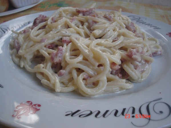 Spaghete carbonara, reţetă adaptata