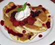 Pancakes cu ricotta si fructe de padure-5