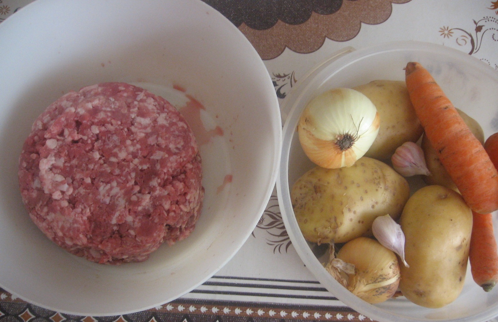 Chiftelute cu amestec de carne si legume fara faina, paine sau pesmet