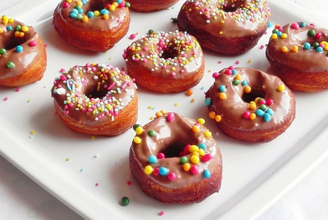 Gogosi cu ciocolata - Doughnuts