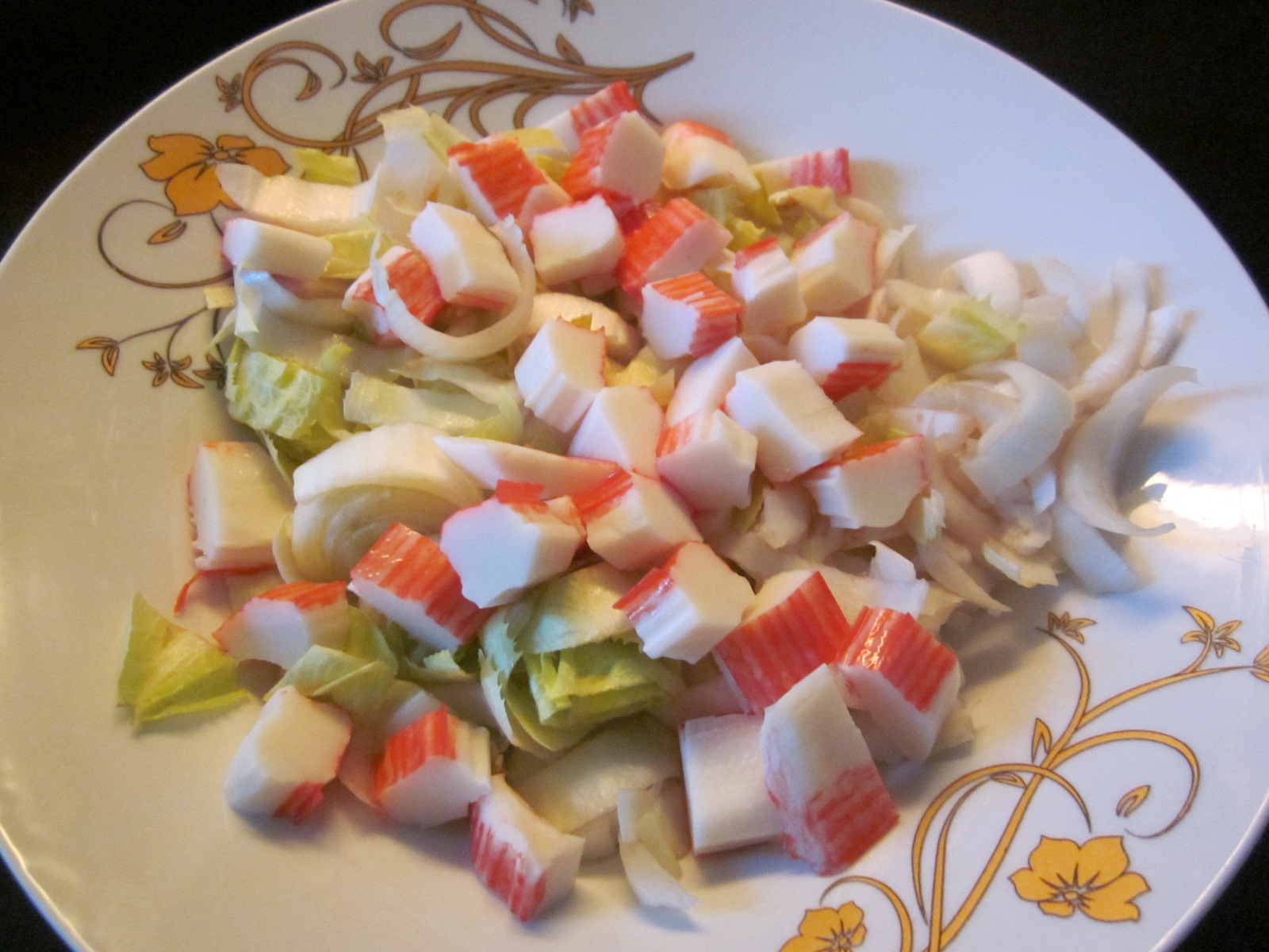 Salata din andive, surimi si maioneza