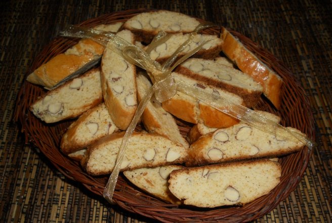 Cantuccini (biscuiti italieni) cu migdale