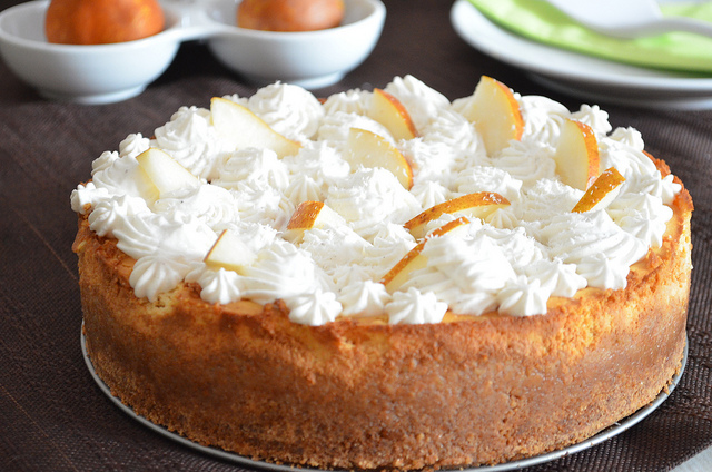 Pear cheesecake