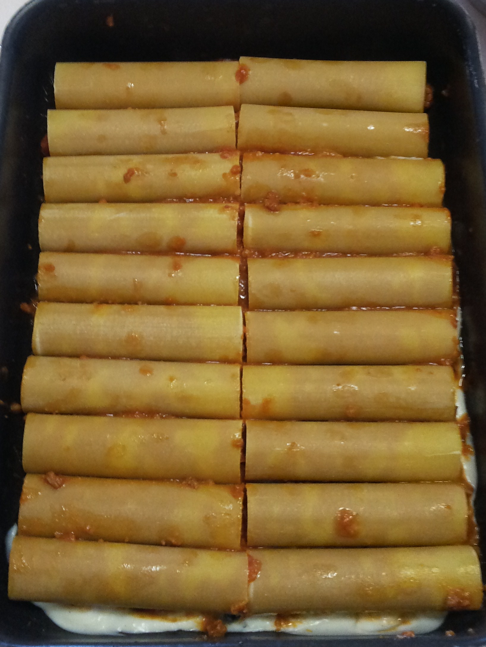 Cannelloni alla bolognese