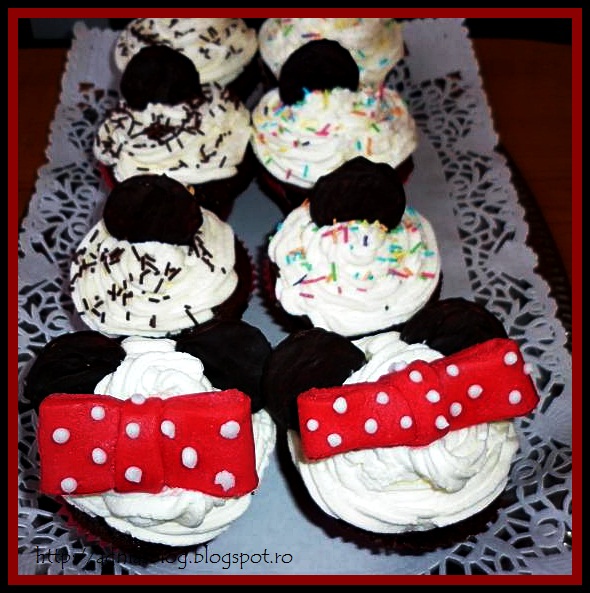 Minnie Mouse cupcakes