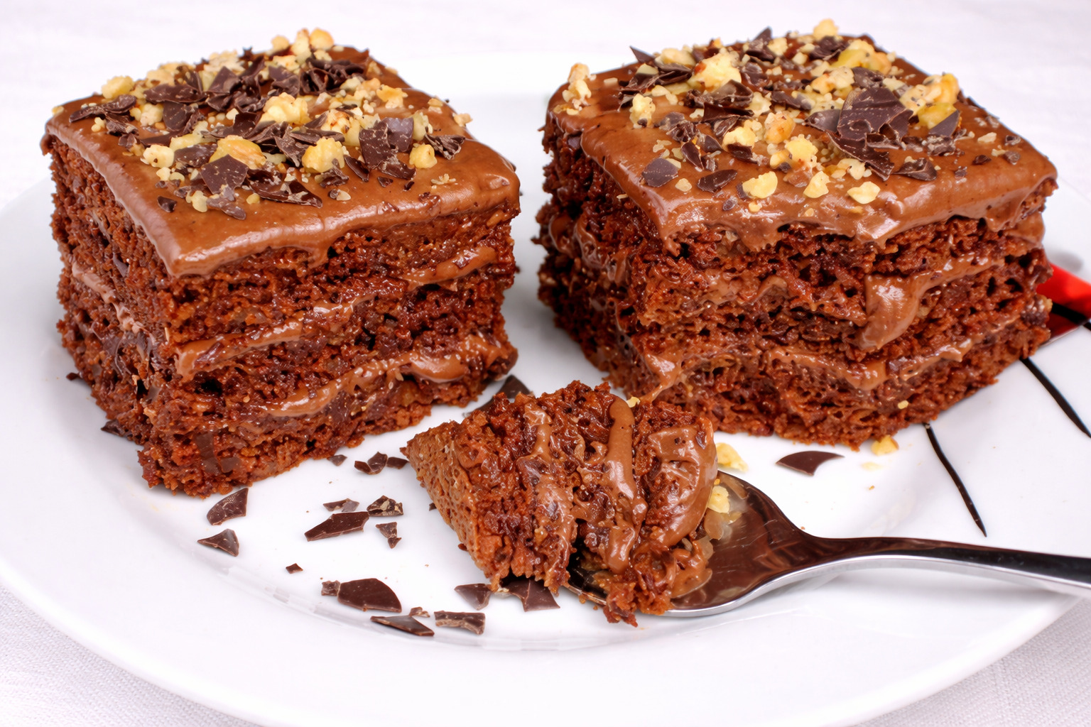 Desert prajitura cu ciocolata si nuca