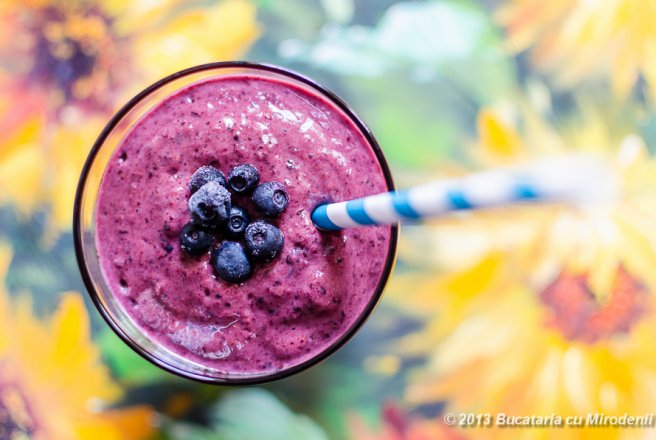 Blueberry smoothie