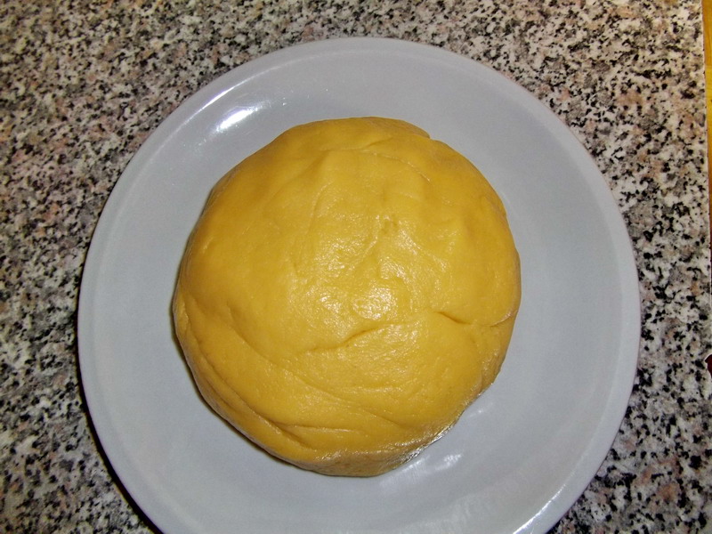 Tarta cu crema si amaretti