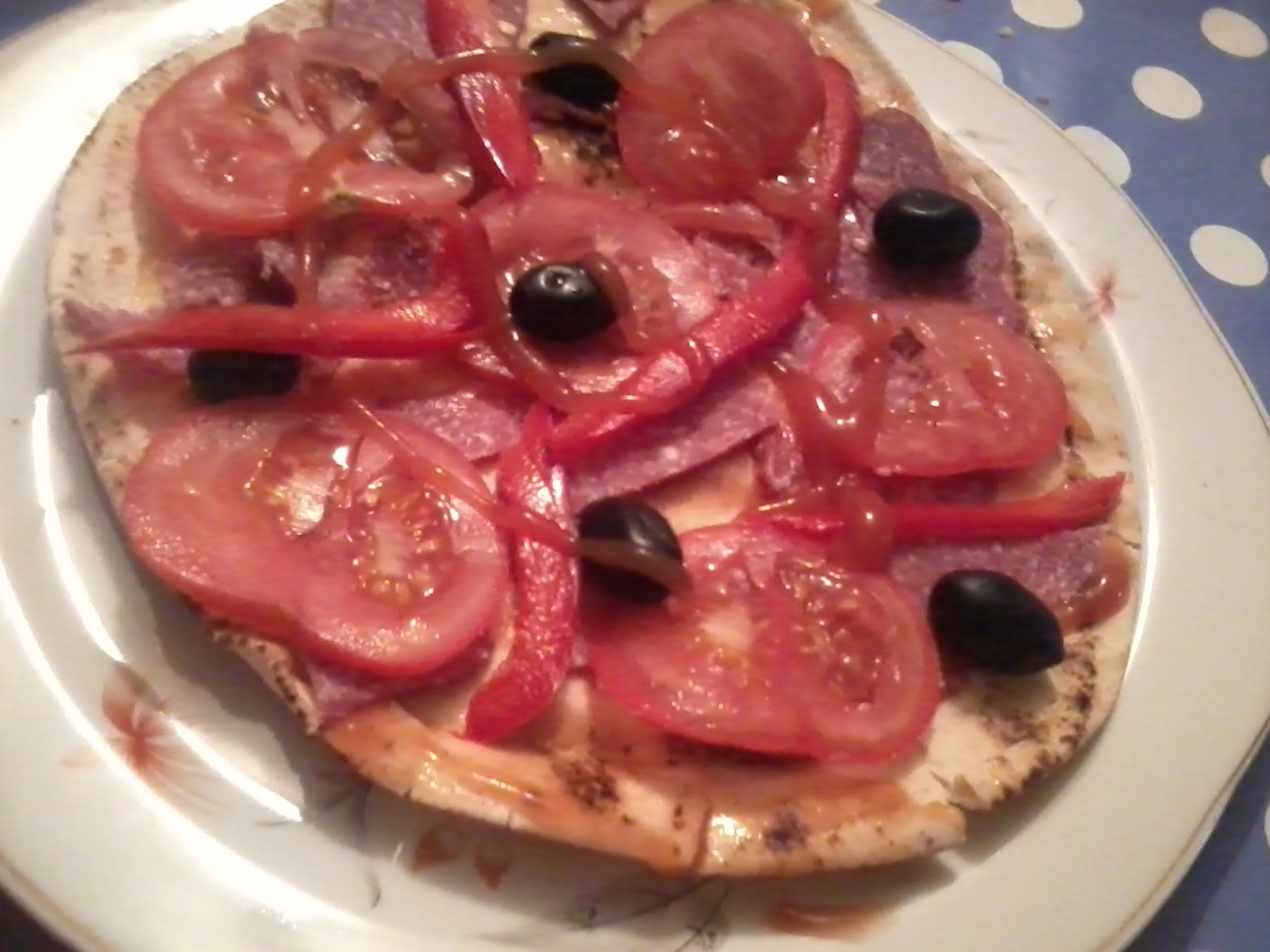 Pizza pe blat de lipie