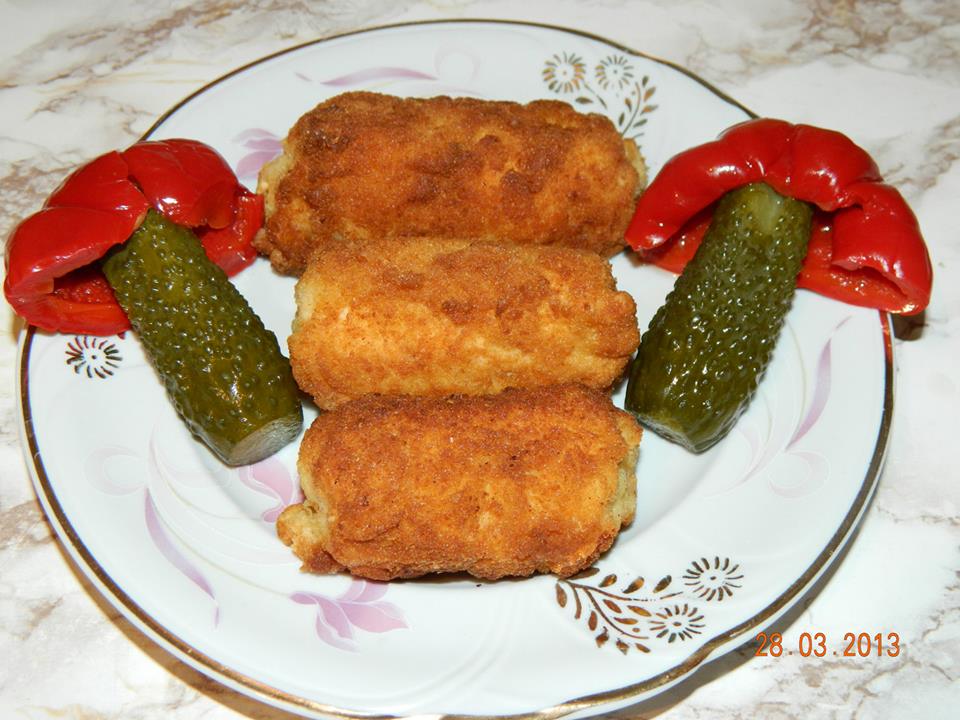 Cordon bleu din piept de pui