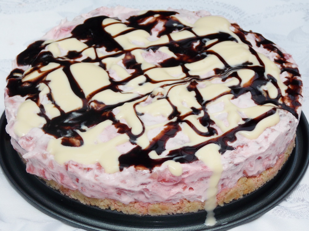 Cheesecake cu capsuni