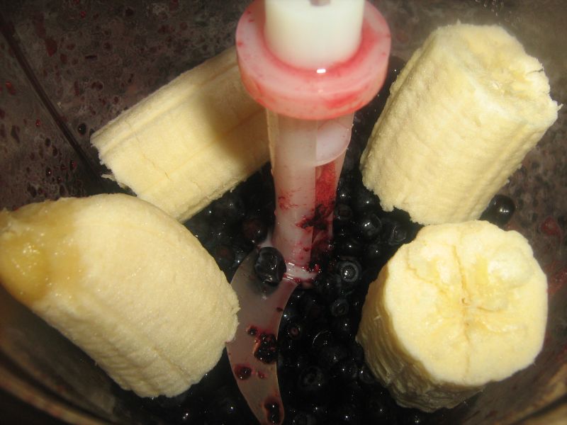 Smoothie de afine cu banana