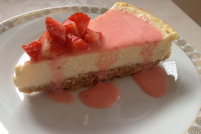 Cheesecake cu capsuni