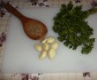 Tocăniţă de pui în sos delicios de legume şi bere-3