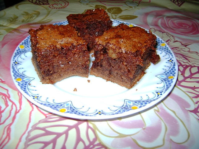 Brownies cu nuci