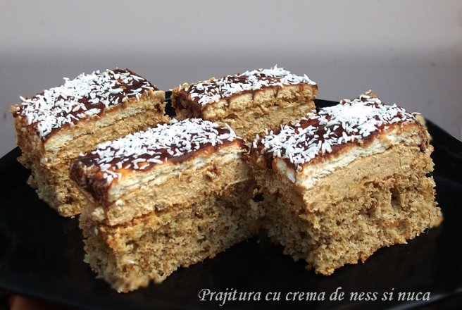 Desert prajitura cu crema de ness si nuca reteta delicioasa