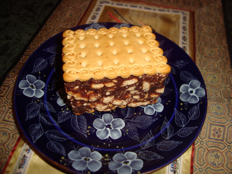 Desert cuburi din biscuiti