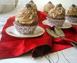 Cupcakes cu ciocolata si visine din visinata-2