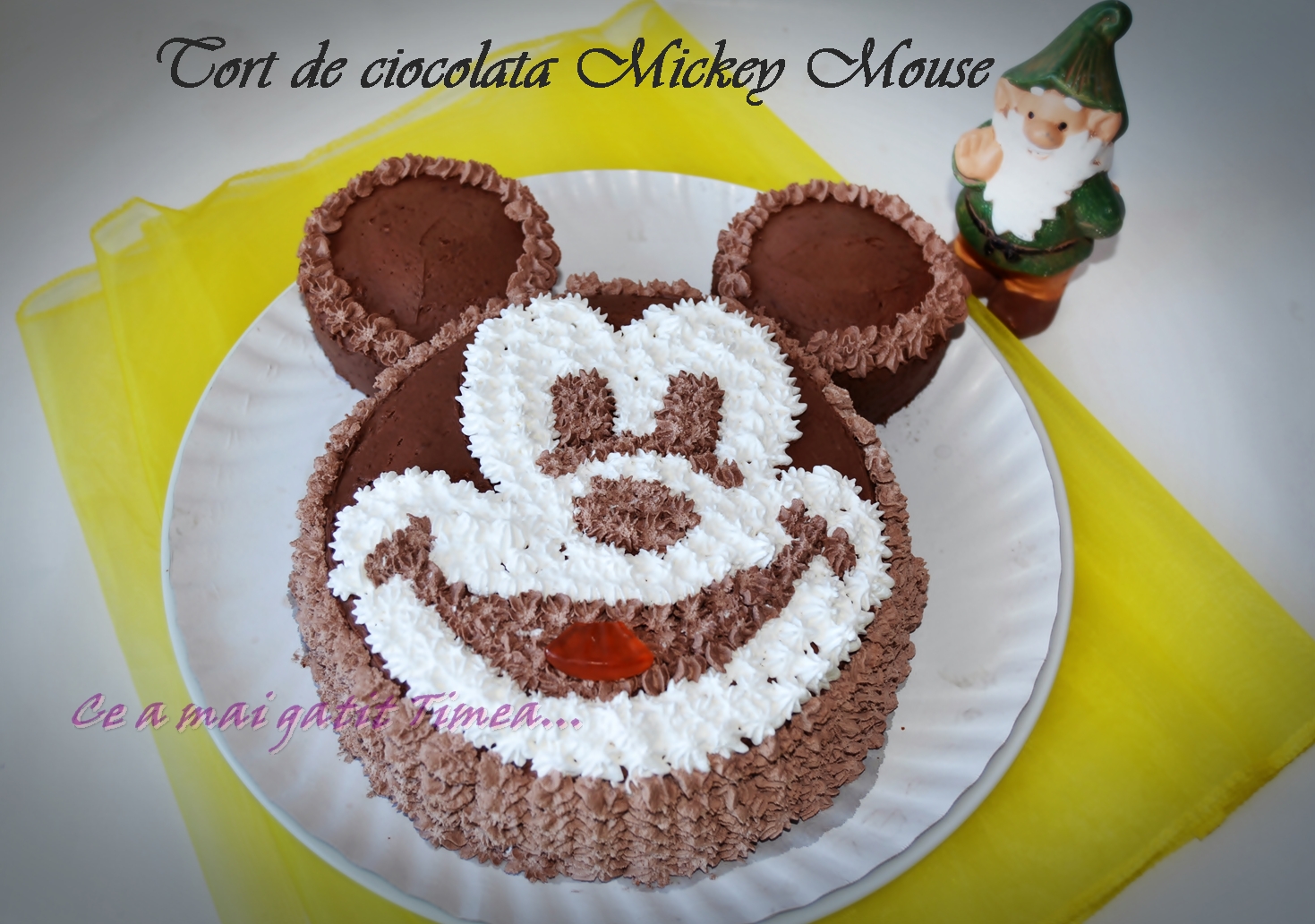 Tort de ciocolata Mickey Mouse