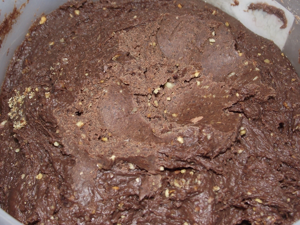 Fursecuri cu ciocolata si nuca (chocolate crinkles)