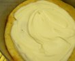 Tort cu crema de capsune si frisca-1