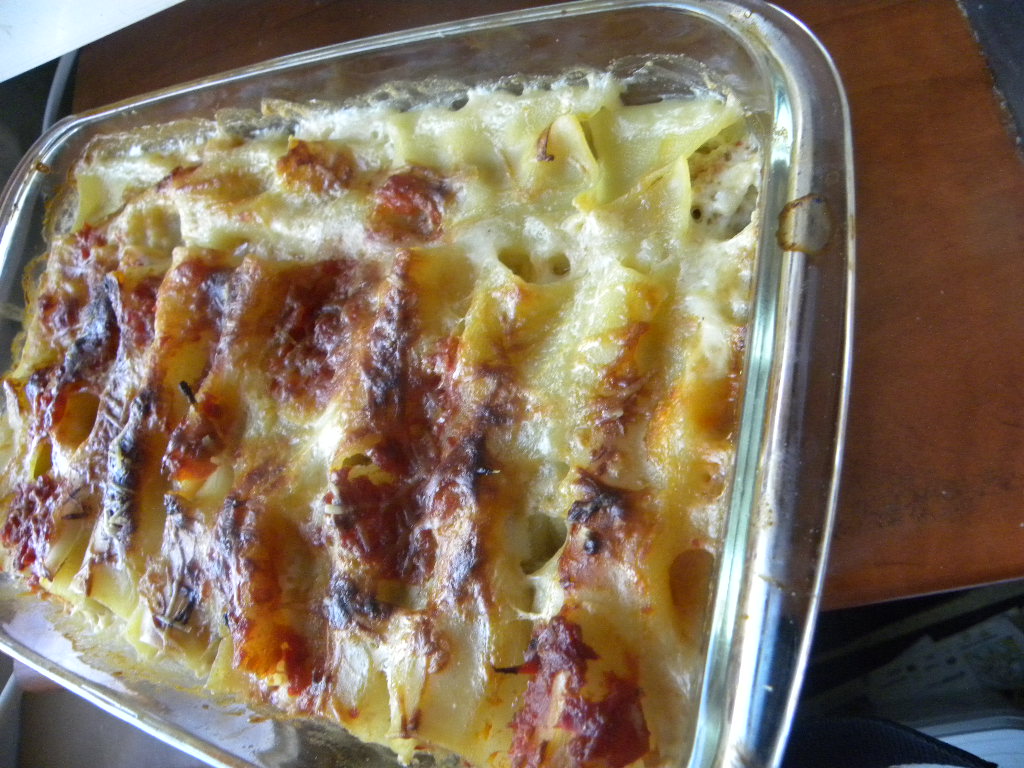 Cannelloni cu carne de pui