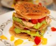 Mille-feuilles crocant cu guacamole si pui-3