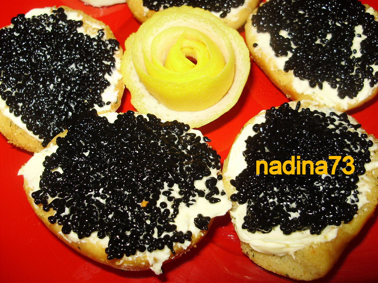 Tartine cu caviar