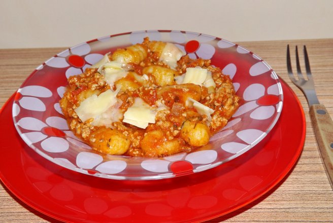 Gnocchi cu sos ragu