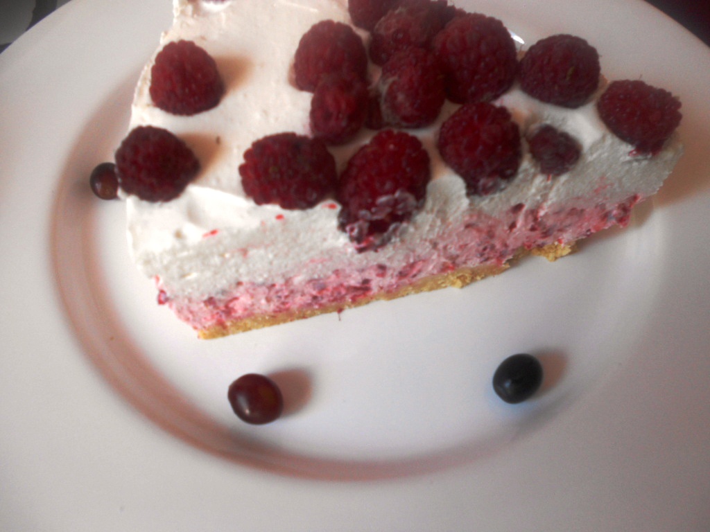 Cheesecake cu zmeura