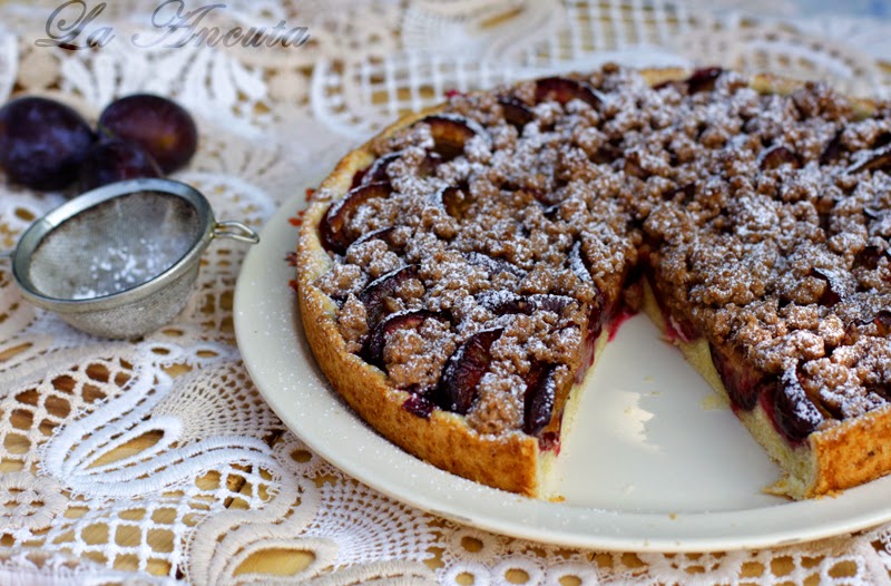 Tarta cu prune si scortisoara