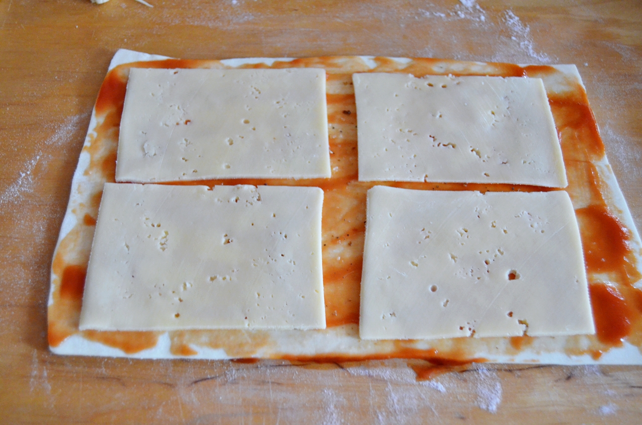 Pizzette din foietaj