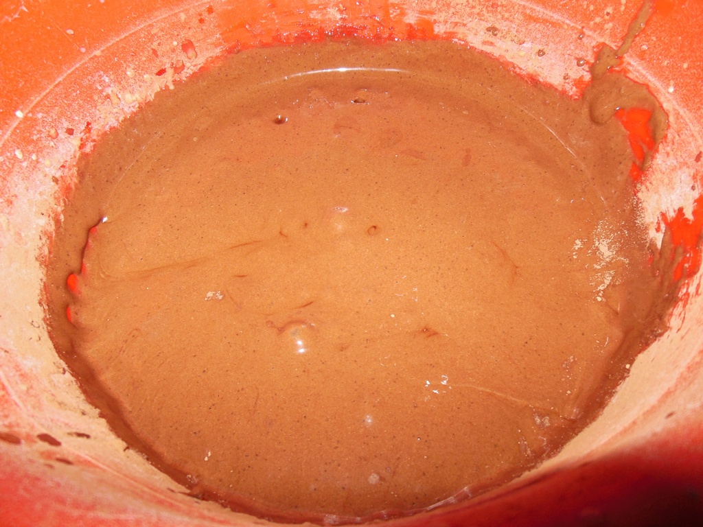 Tort cu crema de vanilie si ganache de ciocolata alba