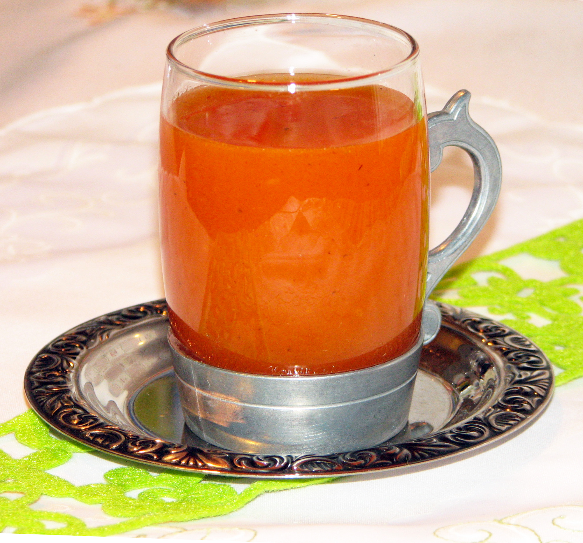 Sirop de miere, ghimbir si catina