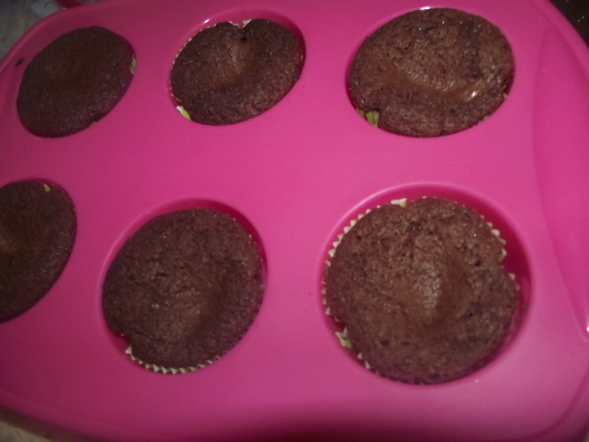 Cupcakes cu frisca si capsuni