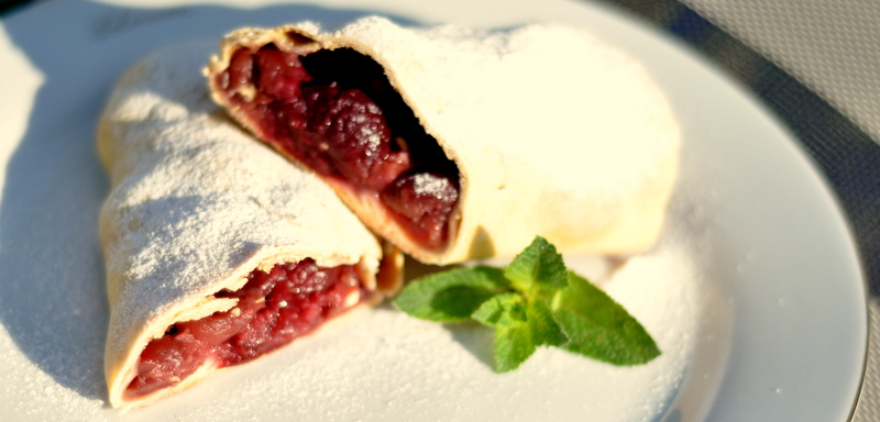 Strudel cu cirese