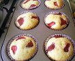 Cupcakes cu capsuni-1